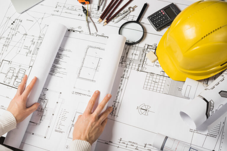 Arquitectura Paramétrica: El Diseño del Futuro en Construcción 3 crop architect opening blueprint