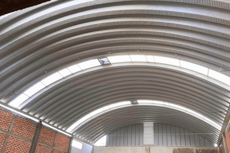 Arcotechos: Estructuras modernas, resistentes y económicas en 2025 13 portada blogs 1